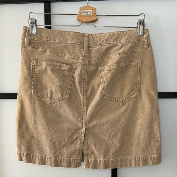 [4] Old Navy y2k Tan Corduroy Mini Skirt w/pockets Women’s - Picture 4 of 7